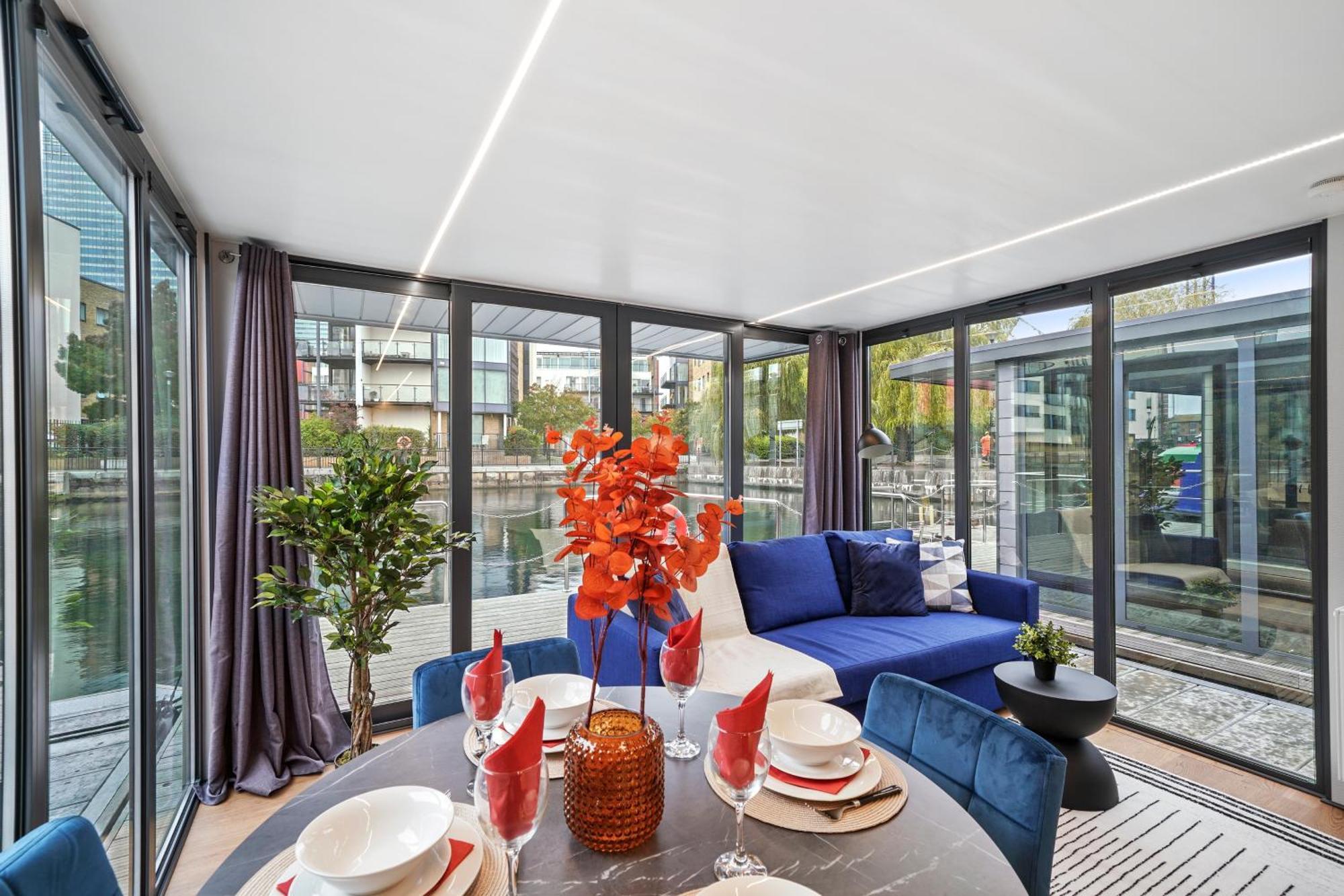 Unique Water Lodge In London - Sleeps 6 المظهر الخارجي الصورة