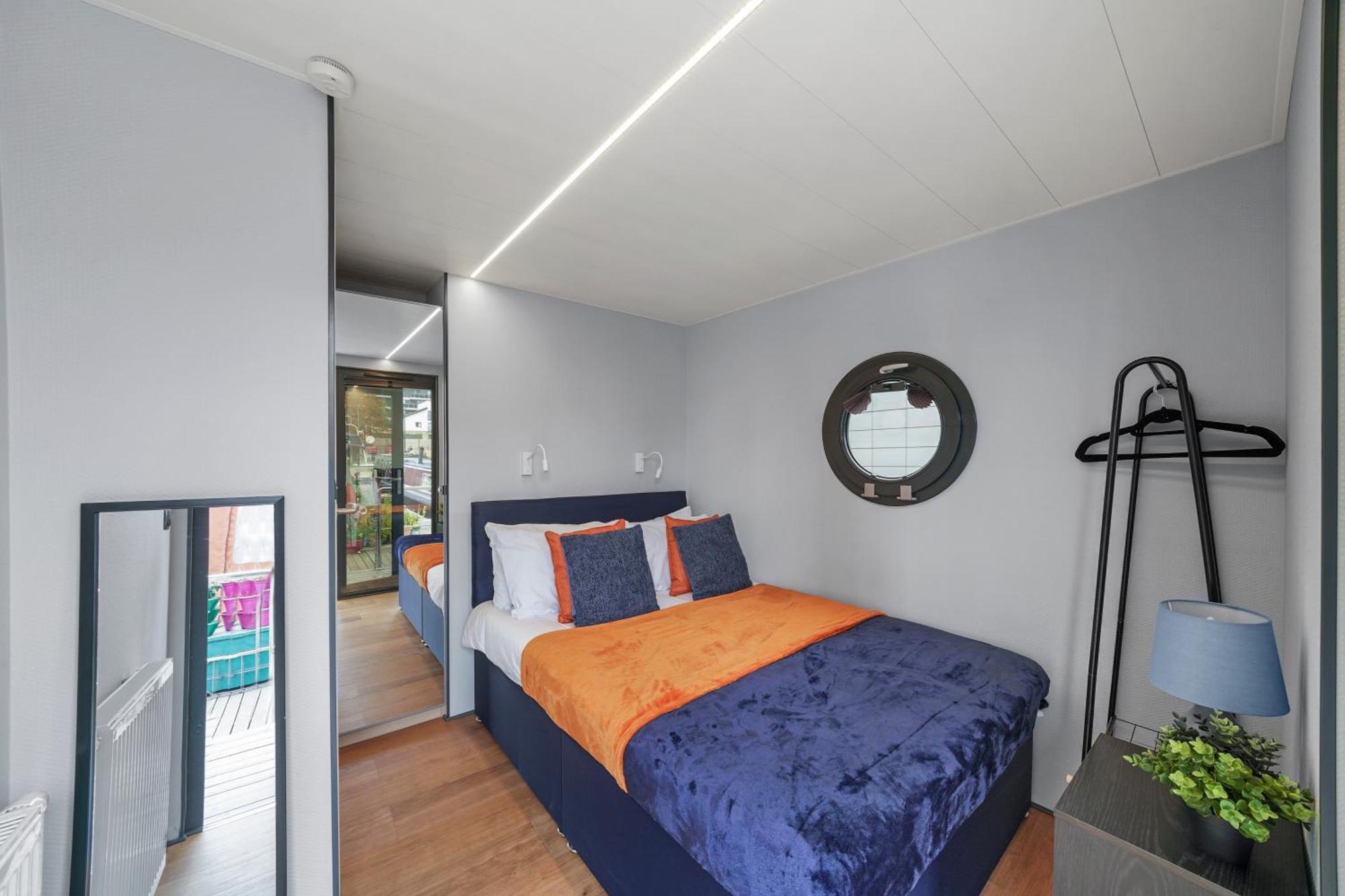 Unique Water Lodge In London - Sleeps 6 المظهر الخارجي الصورة