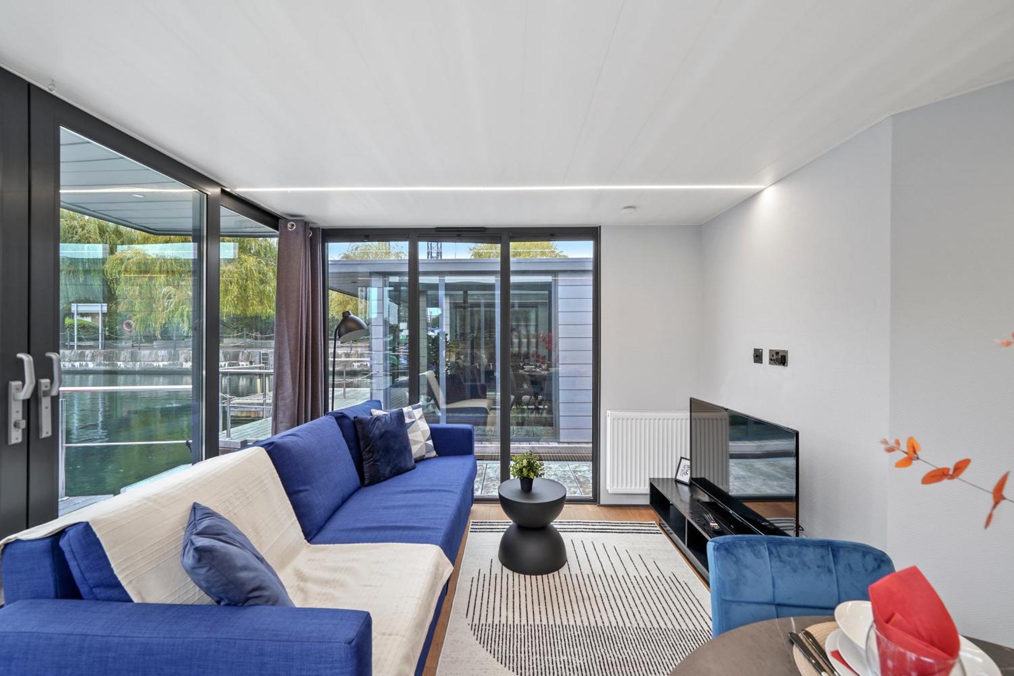 Unique Water Lodge In London - Sleeps 6 المظهر الخارجي الصورة